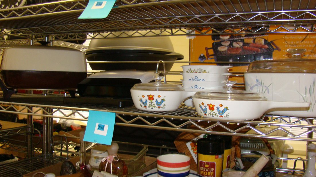 SHELF-ELECTRIC FRYPAN-FOREMAN GRILL-CORNING WARE (1 of 6)