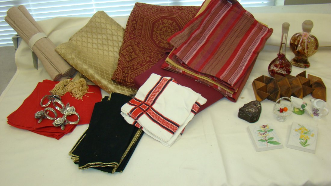 SHELF-HOUSEHOLD ITEMS (1 of 10)