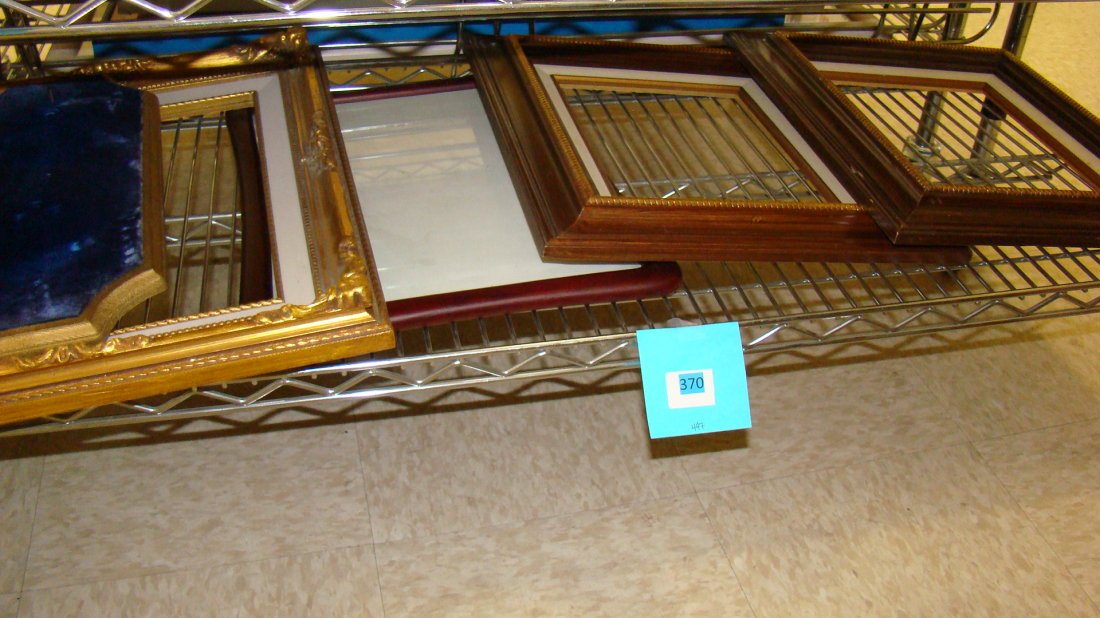 SHELF LOT -VARIOUS PICTURE FRAMES (1 of 3)