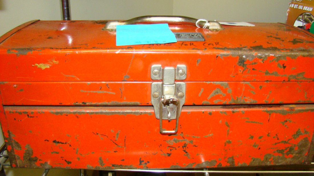 RED METAL TOOL BOX W/ CONTENTS (1 of 4)