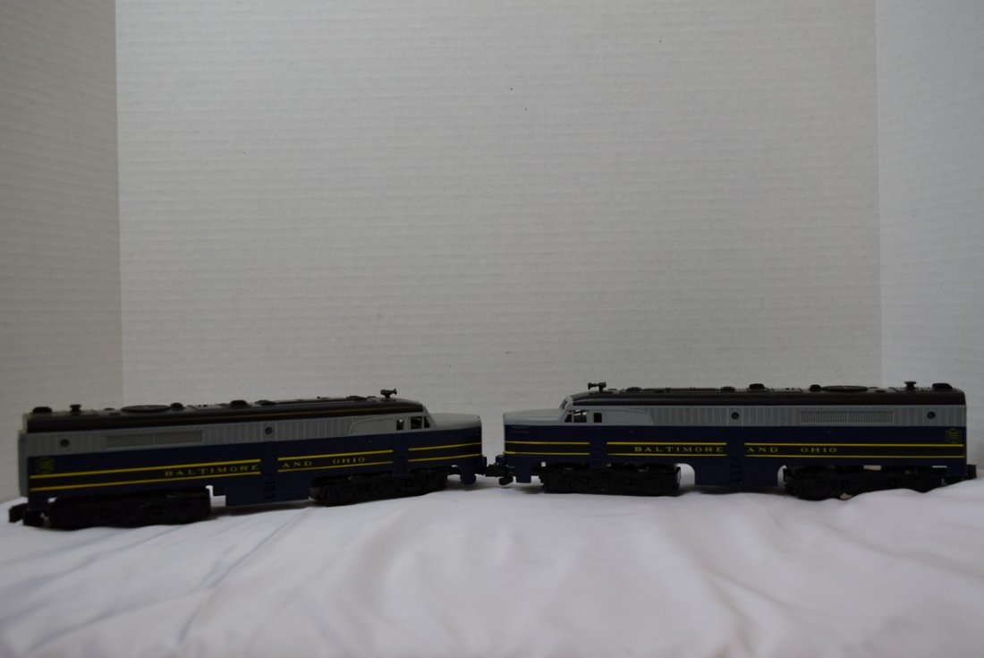 LIONEL TRAIN ENGINES -BALTIMORE AND OHIO 8153 AND (1 of 9)