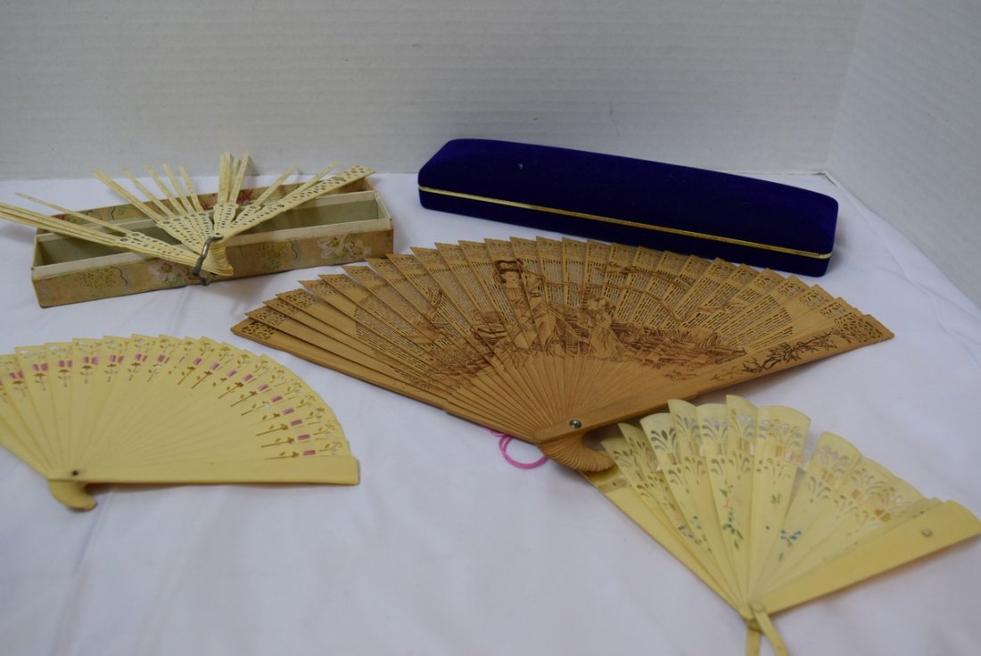 4 VINTAGE FOLDING HAND FANS. 1 WOOD BAMBOO/ ? 3 CE (1 of 5)