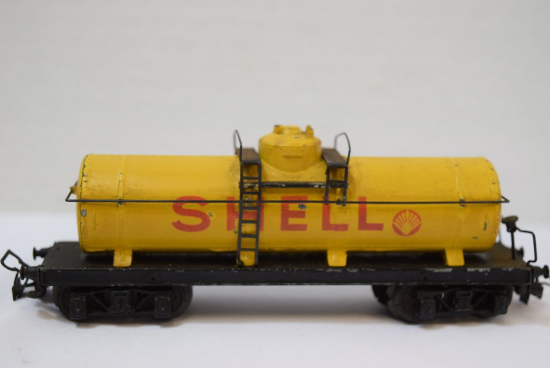 VINTAGE MARKLIN SHELL TANK TRAIN CAR 334 (1 of 5)