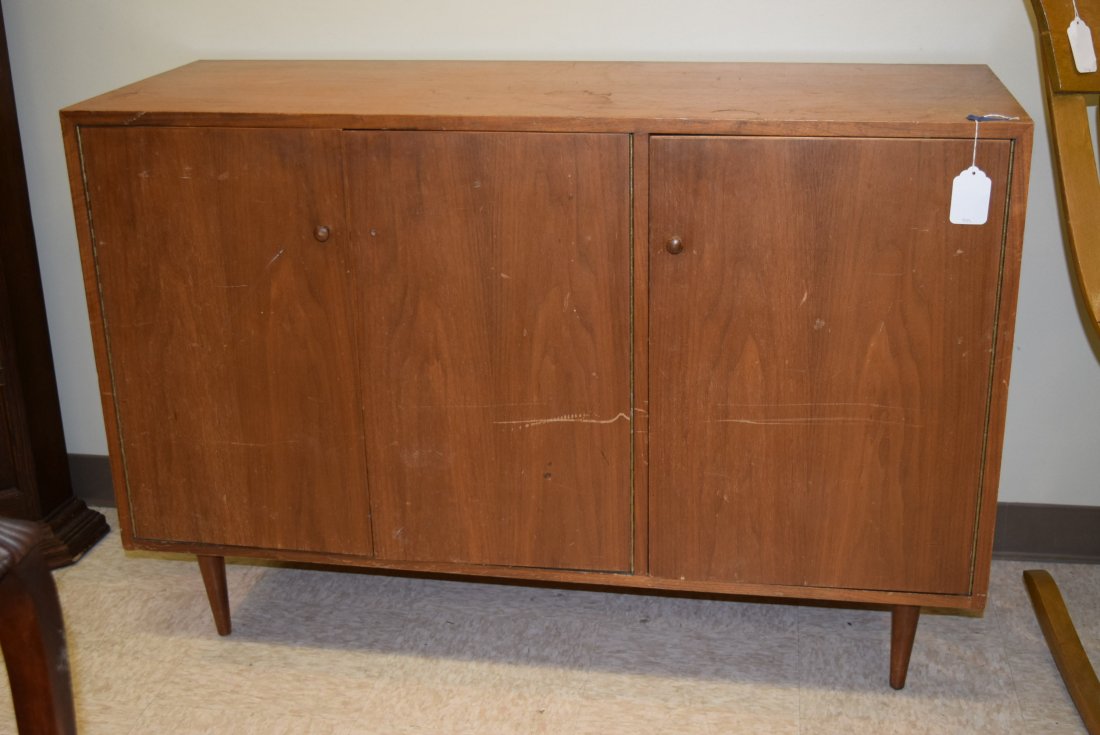 DANISH MODERN STYLE CABINET (1 of 4)