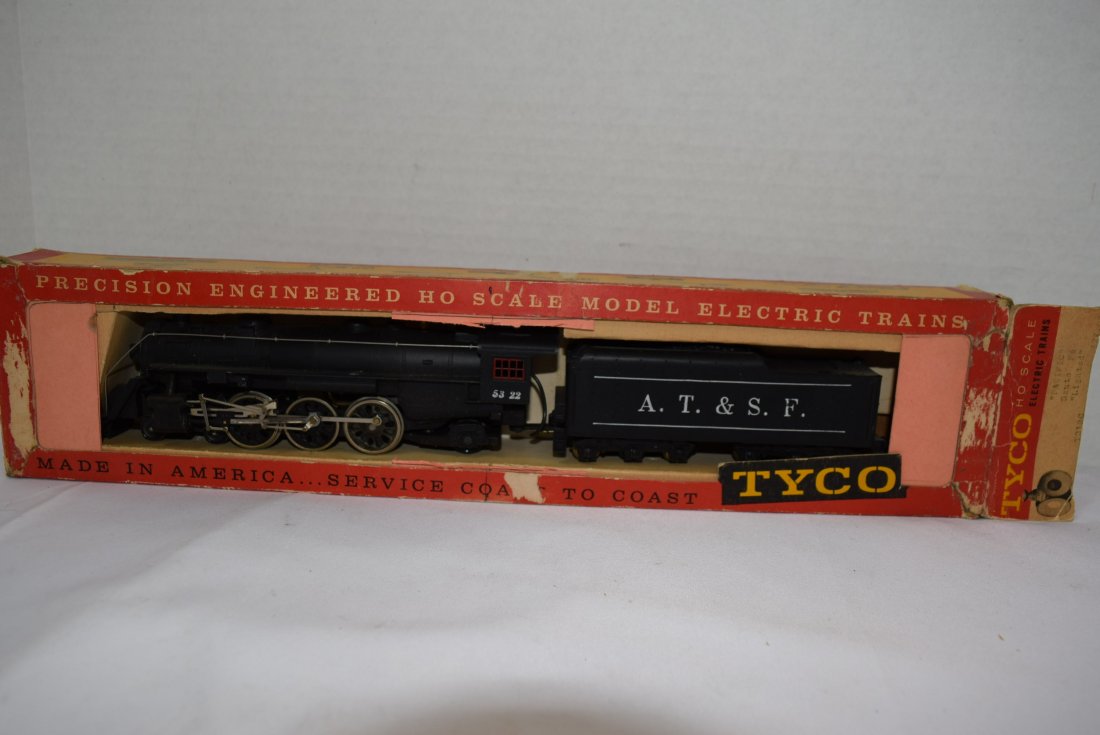 VINTAGE TYCO HO SCALE LOCOMOTIVE AND TENDER. NEW I (1 of 3)
