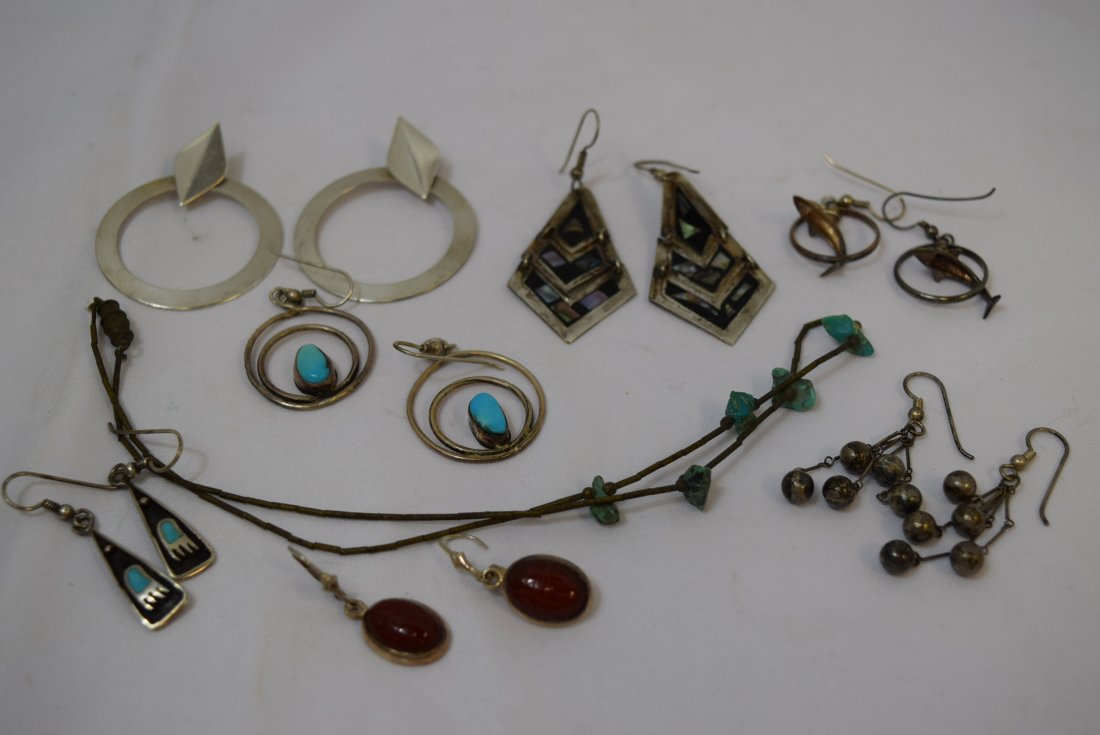 7 PAIRS OF VARIOUS STERLING EARRINGS AND 1 NECKLAC (1 of 5)