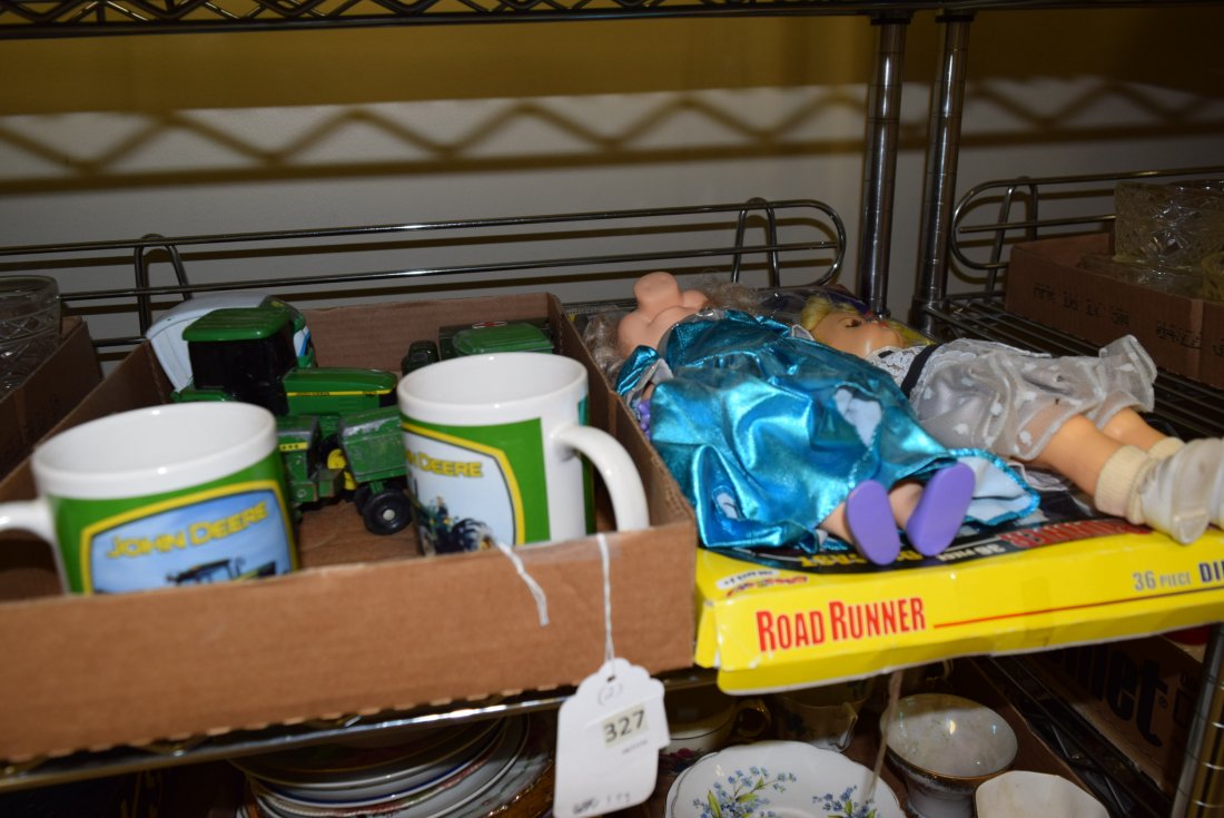 FUN LOT OF JOHN DEERE AND MORE (1 of 5)