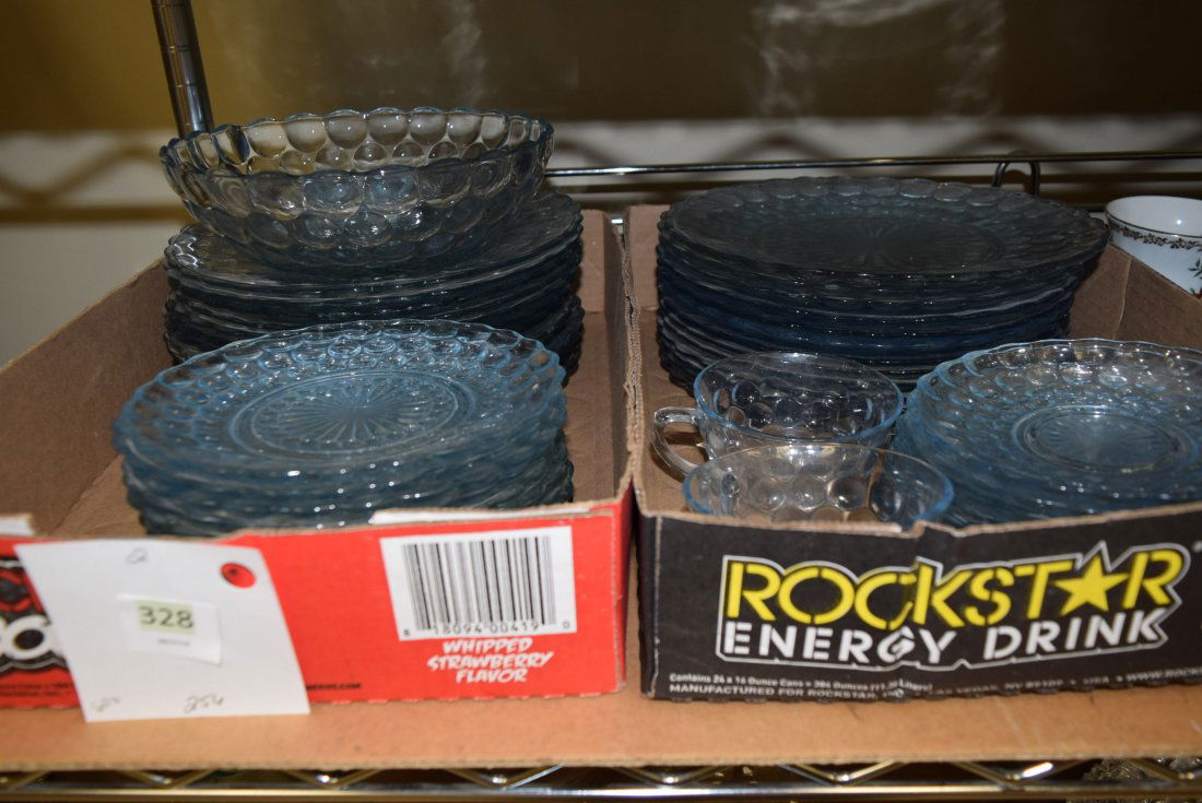 ANCHOR HOCKING BLUE BUBBLE PATTERN PLATES AND MORE (1 of 1)