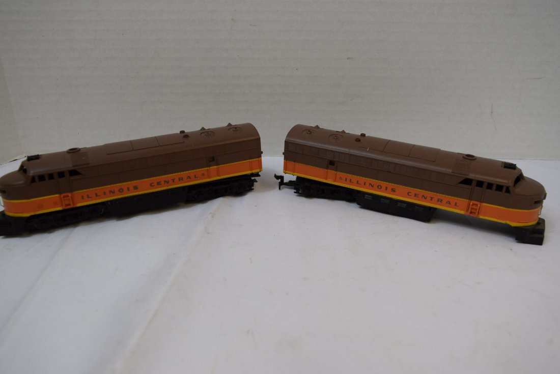 2 LIONEL RIVAROSSI LOCOMOTIVE TRAINS (1 of 6)