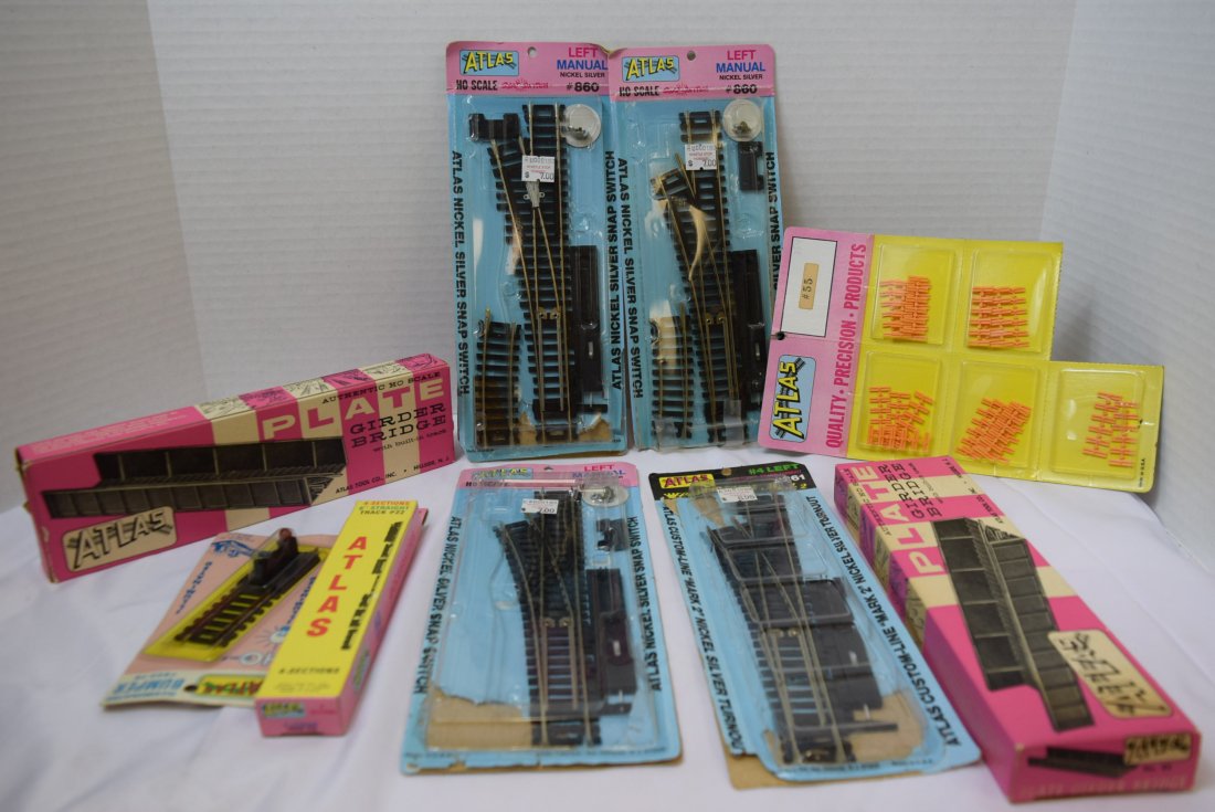 ATLAS HO SCALE TRACKS AND SUPPLIES (1 of 5)