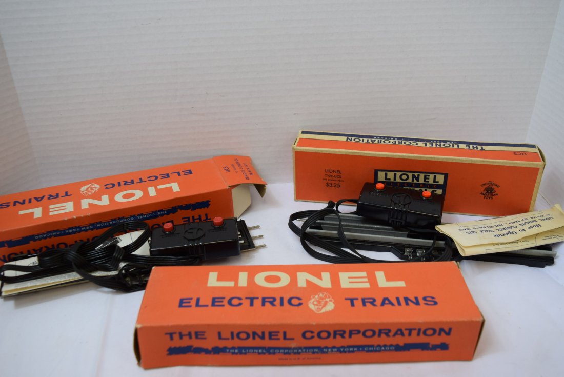 3 LIONEL O GAUGE REMOTE CONTROL TRACK SET (1 of 6)