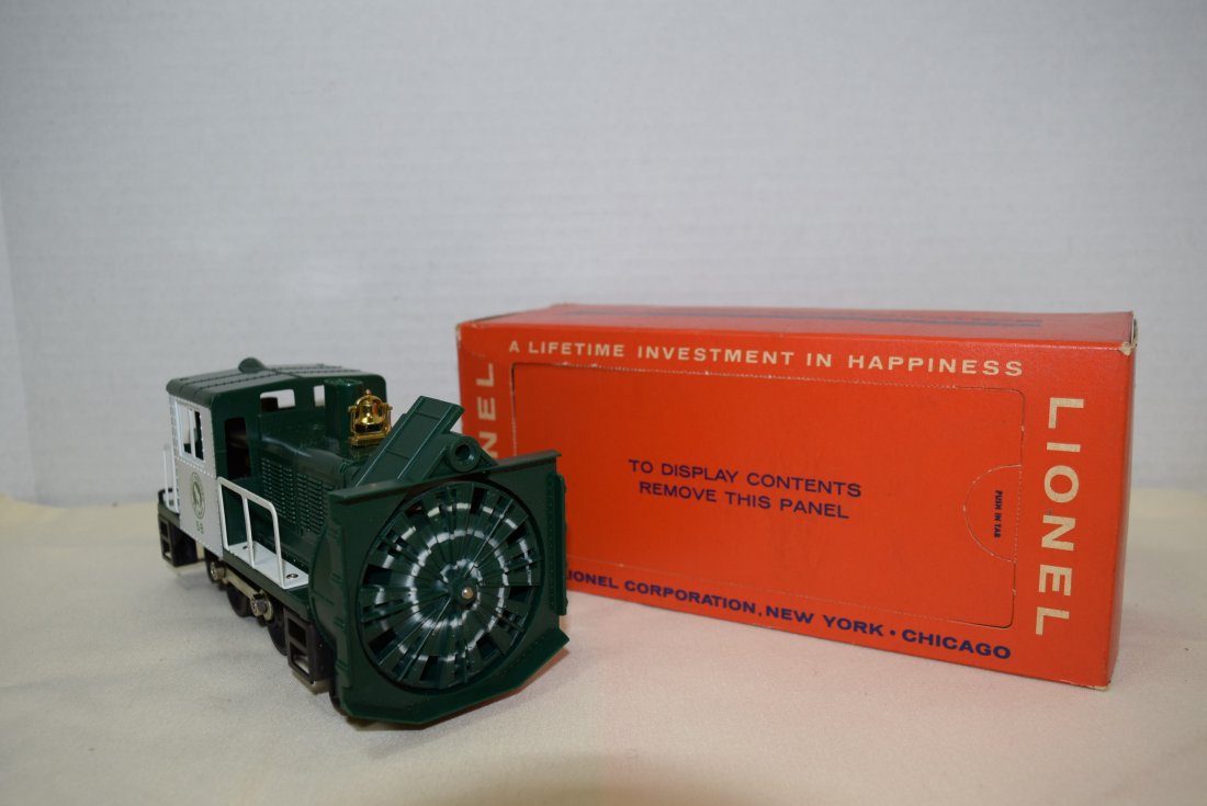 LIONEL POSTWAR ROTARY SNOW PLOW (1 of 5)