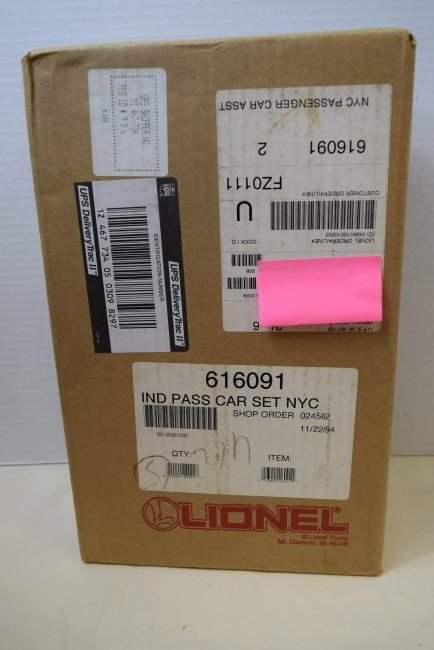 LIONEL NEW YORK CITY PASS CAR SET SEALED (1 of 5)
