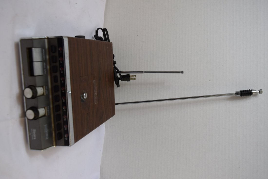 VINTAGE SEARS SCANNING MONITOR (1 of 5)