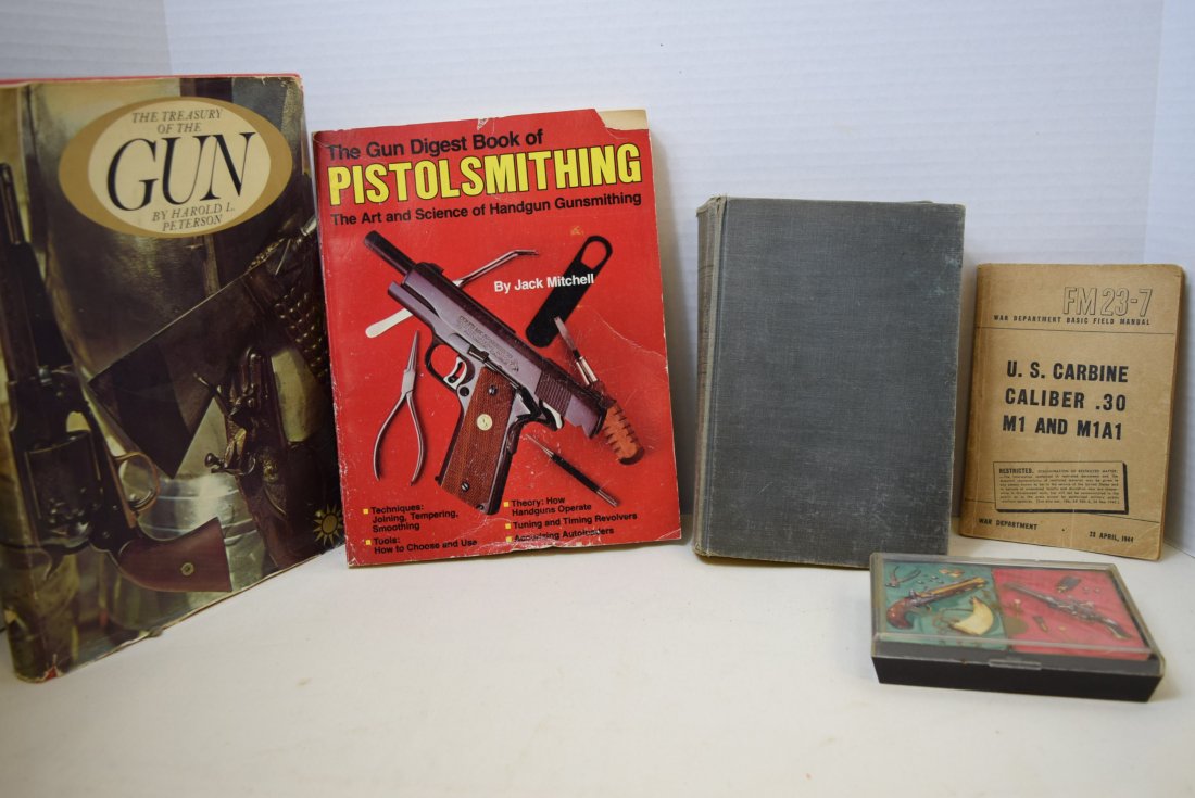 INFORMATIVE BOOKS ON GUNS AND 2 DECKS OF CARDS: INFORMATIVE BOOKS ON GUNS AND 2 VINTAGE DECKS OF GUN CARDS. WAR DEPARTMENT BASIC FILED MANUAL U.S. CARBINE CALIBER 30 M1 AND M1A1 - 23 APRIL 1944. THE GUN COLLECTOR'S HANDBOOK OF VALUES BY CHRLES EDWA