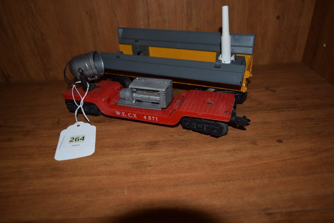 MARX MISSLE LAUNCHER AND SEARCH LIGHT TRAIN (1 of 1)