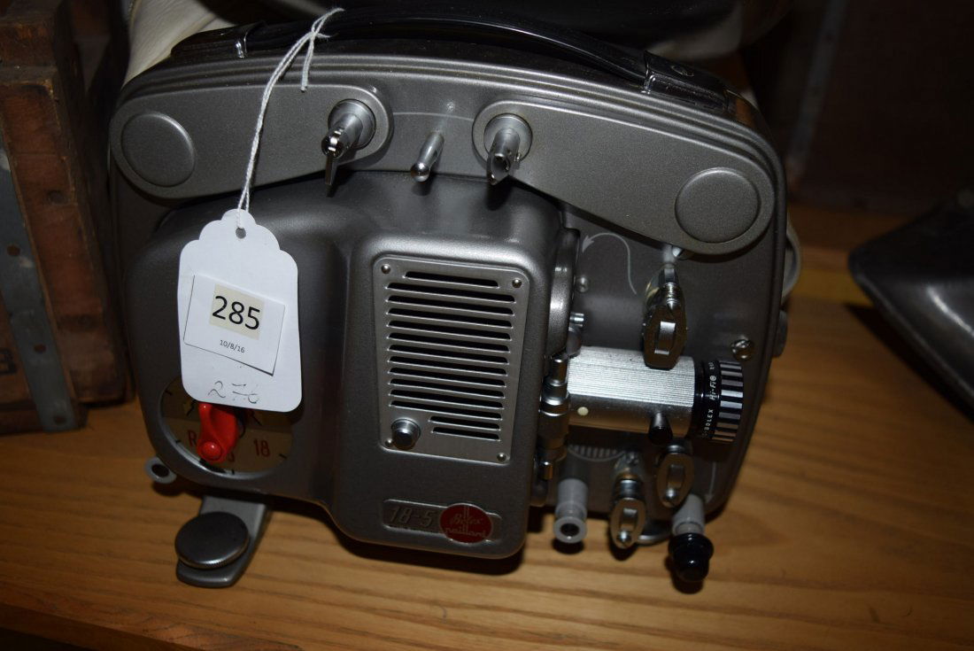BOLEX 18-5 SWISS PORTABLE MOVIE PROJECTOR (1 of 2)