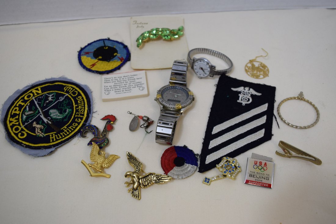 FUN LOT OF COLLECTIBLES (1 of 4)