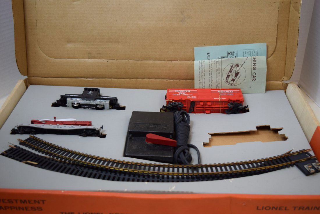 LIONEL HO SCALE TRAIN SET 14013 (1 of 7)