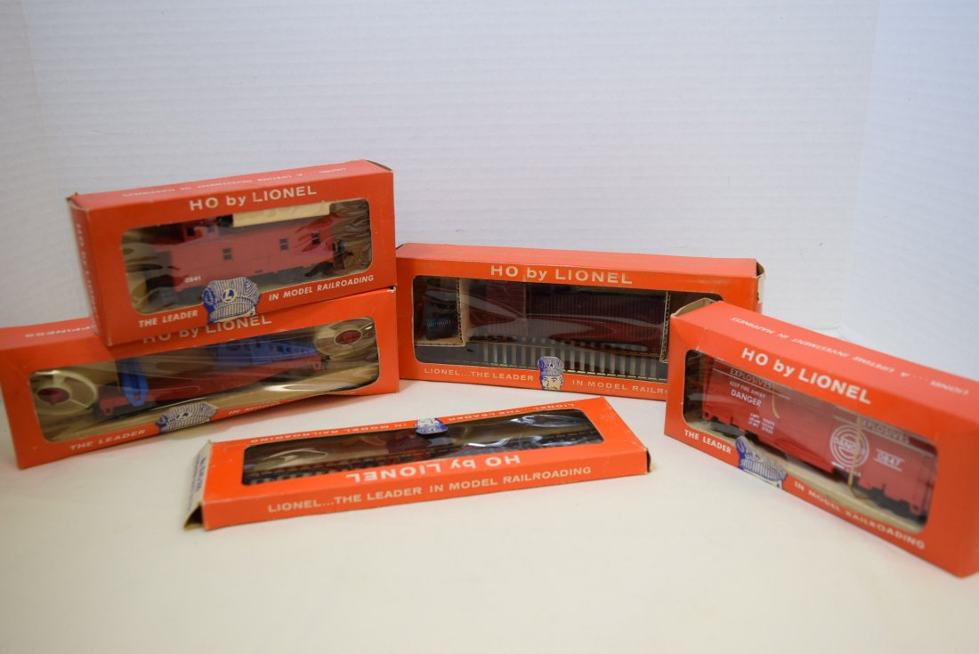 LIONEL HO CABOOSE-ANIMATED CAR & MORE (1 of 10)