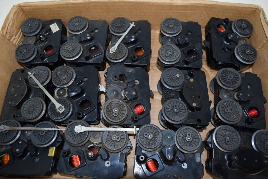 LIONEL LOT OF 14 MOTOR SCOUTS L1-L2: LIONEL LOT OF 14 MOTOR SCOUTS L1-L2 AND UNKNOWNS. AS-IS