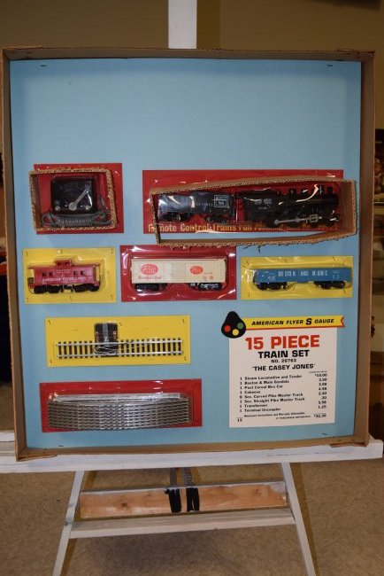 RARE 1960's AMERICAN FLYER BUBBLE STORE DISPLAY (1 of 10)