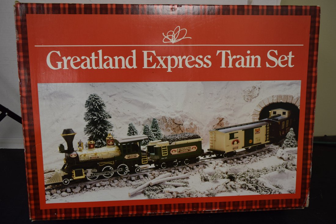 NIB GREATLAND EXPRESS CHRISTMAS TRAIN SET (1 of 1)