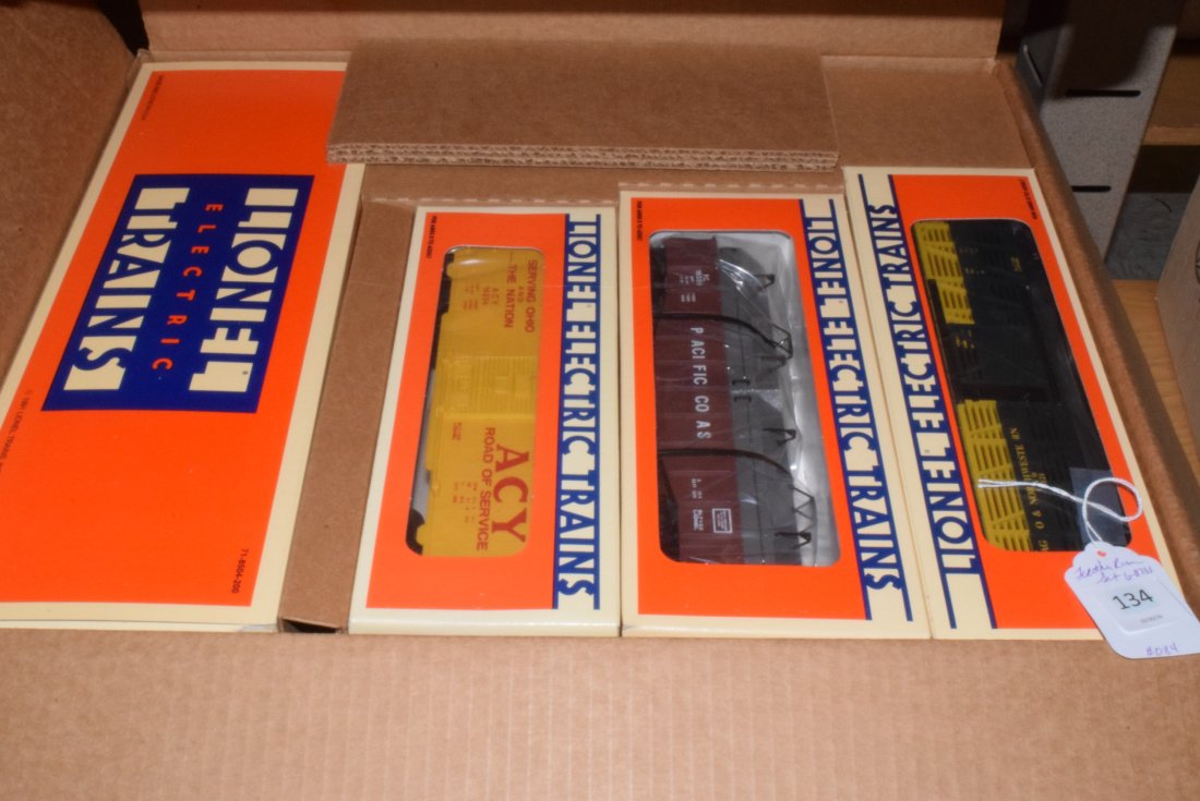 LIONEL FEATHER RIVER SET O GAUGE NIB (1 of 3)