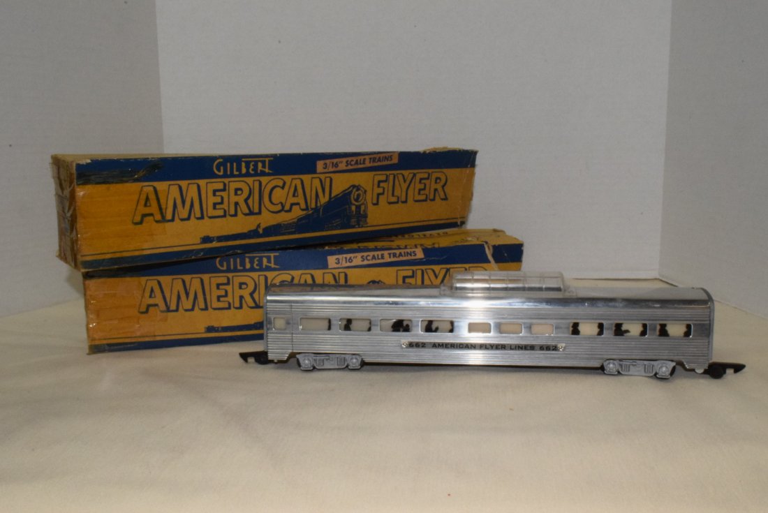 AMERICAN FLYER TRAIN ILLUMINATED PASSENGER CAR 662 (1 of 9)