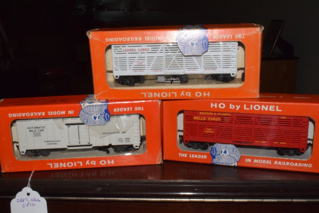 LIONEL HO SCALE TRAIN- SHERIFF & OUTLAW CAR-MILK C (1 of 3)