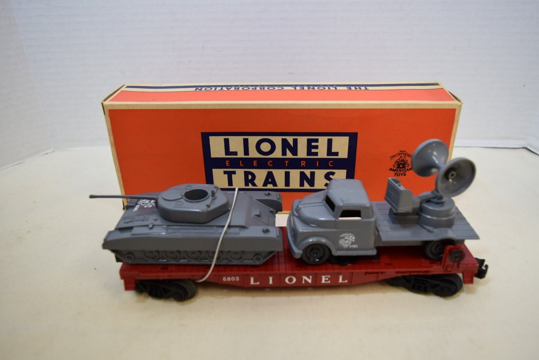 LIONEL FLATCAR WITH MILITARY UNITS 6803-IN BOX (1 of 8)