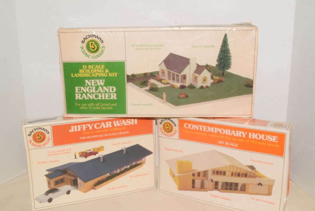 3 BACHMANN MODEL KITS -NIB (1 of 5)