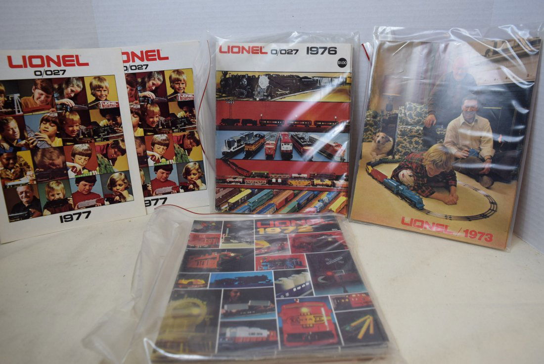 LIONEL TRAIN CATALOGS FROM 1972-1977 (1 of 4)
