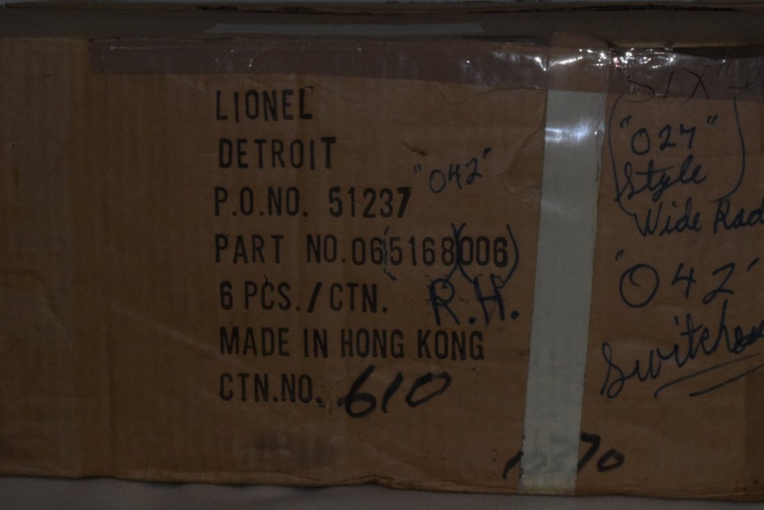6 LIONEL REMOTE SWITCH 027 GAUGE RIGHT HAND IN ORI (1 of 5)