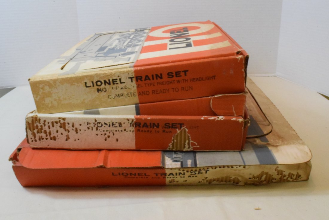 3 LIONEL PARTIAL HO TRAIN SETS (1 of 7)