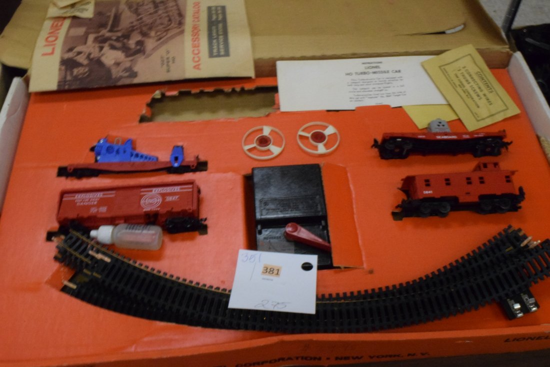 LIONEL HO TRAIN SET 14043 (1 of 5)