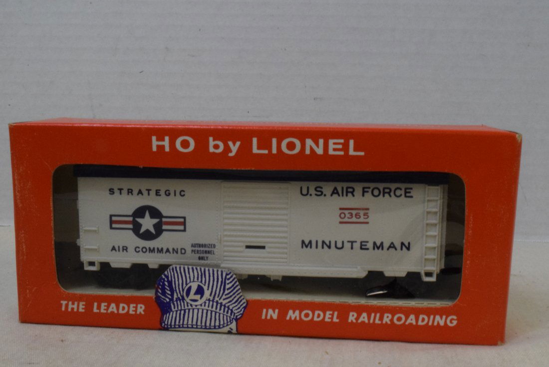 LIONEL HO - NO. 0365 MINUTE MAN MISSILE LAUNCHIGN (1 of 7)