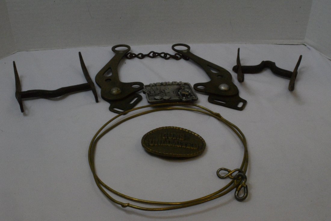 VINTAGE BRASS RINGS-HORSE BITS-HORSE META REINS-BU (1 of 5)