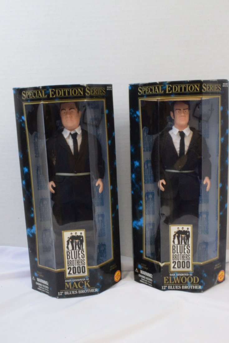 BLUES BROTHERS 2000-MACK & ELWOOD-ORIGINAL PACKAGI: BLUES BROTHERS 2000-MACK JOHN GOODMAN & ELWOOD DAN AYKROYD-ORIGINAL PACKAGING-BOX DAMAGE