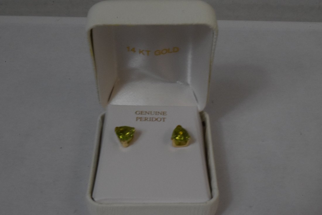 14KT GOLD AND GENUINE PERIDOT STUD EARRINGS (1 of 2)