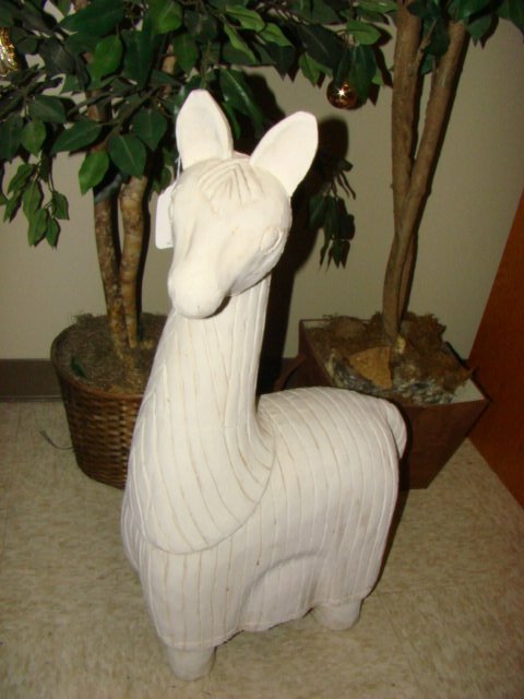 WHITE POTTERY LLAMA: WHITE POTTERY LLAMA-BEAUTIFUL ACCENT PIECE FOR YARD & HOME-NICE POTTERY WORK-ALL WHITE-APPEARS TO BE IN GOOD CONDITION-31'' TALL