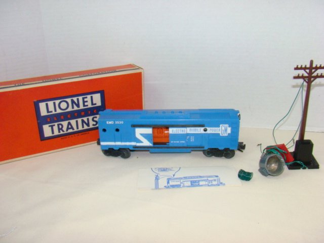 NIB LIONEL TRAINS OPERATING GENERATOR CAR (1 of 4)