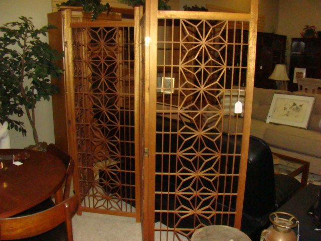 BEAUTIFUL DESIGNER 4 PANEL ROOM DIVIDER (1 of 3)