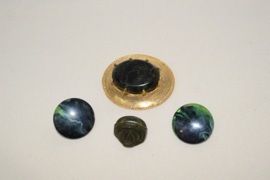 BAKELITE-PENDANT-RING-EARRINGS (1 of 2)