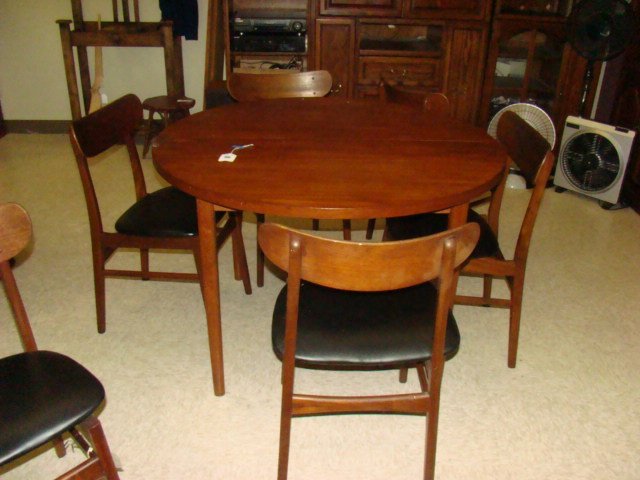 DANISH MODERN TABLE WITH 6 CHAIRS (1 of 4)
