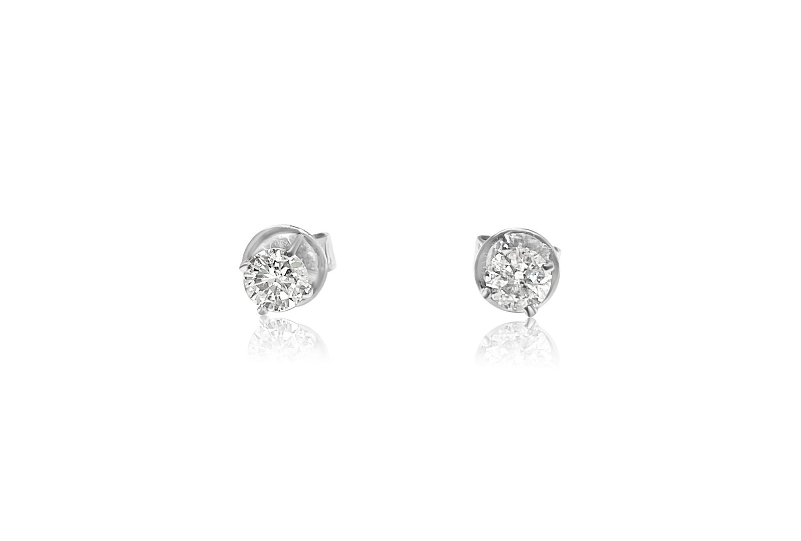 Womens 14k White Gold & 0.42ct Diamond Push Back Studs: Metal: 14k white gold. 0.42 carat diamonds total. Clarity: SI-2. Color: G. Round brilliant cut diamonds. Excellent luster and shine. Butterfly push back studs. Gorgeous chic diamond studs. Perfect gif