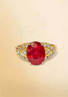 Art Deco 14K Yellow Gold 4.50 Carat Ruby Diamond Ring: Metal: 14K yellow gold. 4.50 carat ruby. Oval shape, set in prongs. Side diamonds: 0.40 carats total. VS clarity and F color. Total carat weight: 4.90 carats. Art deco style vintage ruby ring. Free