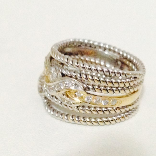 18k gold Two Tone Diamond Ring YELLOW GOLD & WHITE GOLD (1 of 3)
