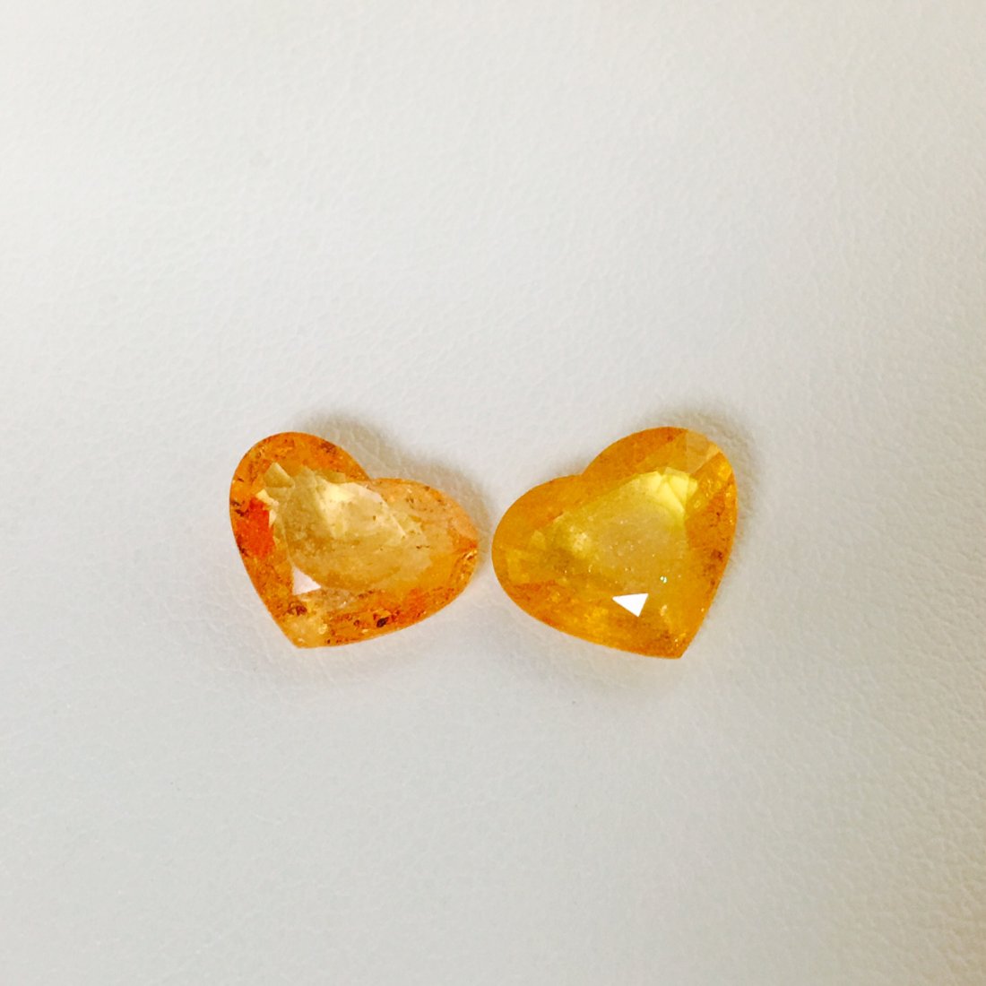 5.45 Carat Heart Shaped Orange/Yellow Sapphire. (1 of 3)