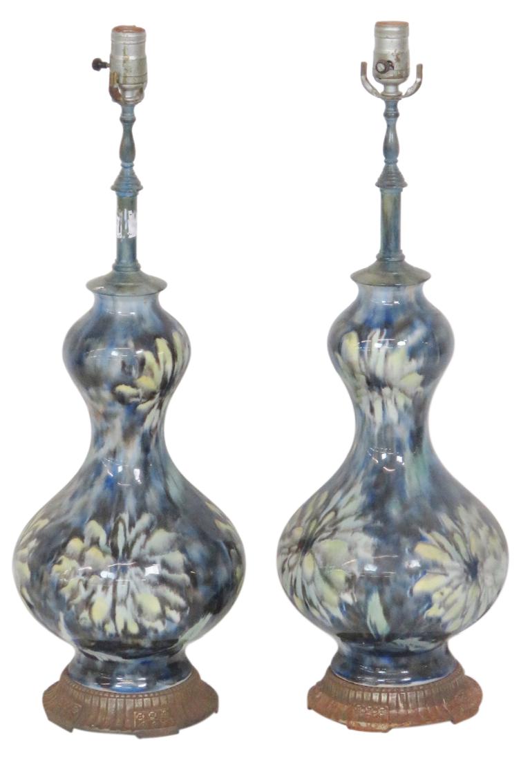 Pair MODERN DESIGN TABLE LAMPS (1 of 3)